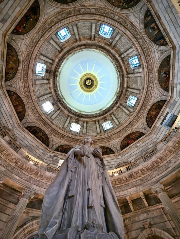 Victoria Memorial Interior